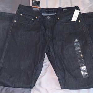 Bullhead Straight Fit Jeans